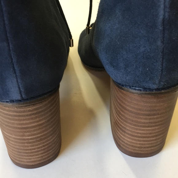 ❌SOLD❌Aldo Peep Toe Blue Suede Heels Booties - Picture 5 of 8